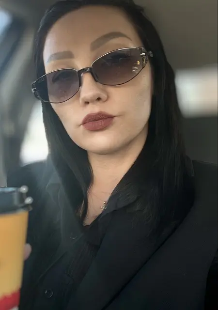 Yuliya из Минска, ищу на сайте вирта