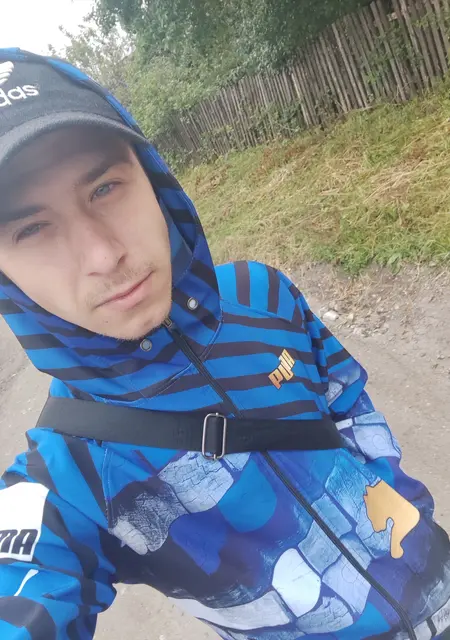 Я Давид, 23 років з Алчевська, шукаю знайомства на одну ніч