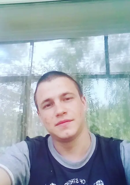 Артем из Новопскова, ищу на сайте знакомства на одну ночь