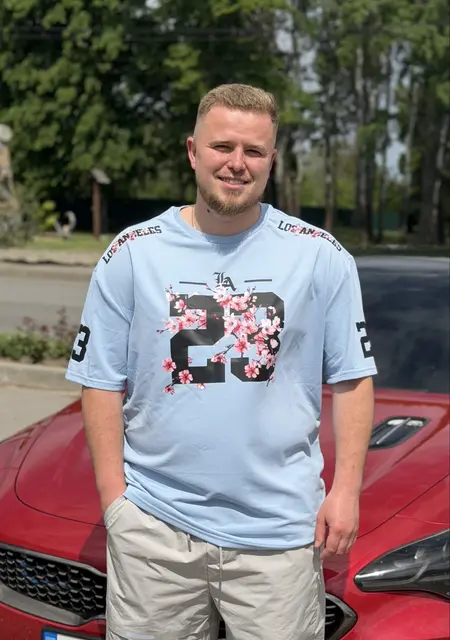 Я Юлиан, 25, из Вашингтона, ищу знакомство для постоянных отношений