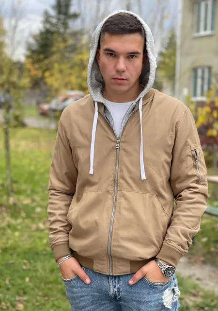 Макс из Кривого Рога, мне 24, познакомлюсь для общения