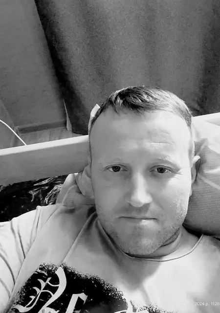 Роман из Тростянца, мне 36, познакомлюсь для приятного времяпровождения