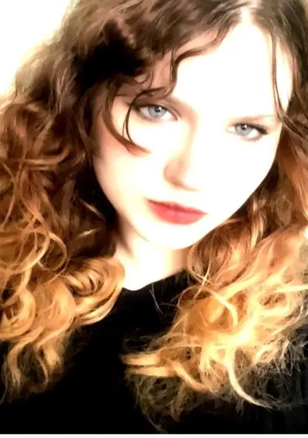 Элина из Гомеля, мне 24, познакомлюсь для общения