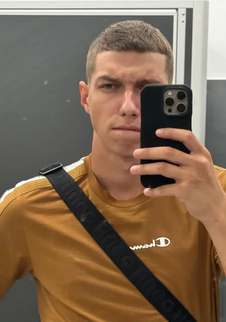 Я Totalfrag, 26, знакомлюсь на одну ночь в Днепре