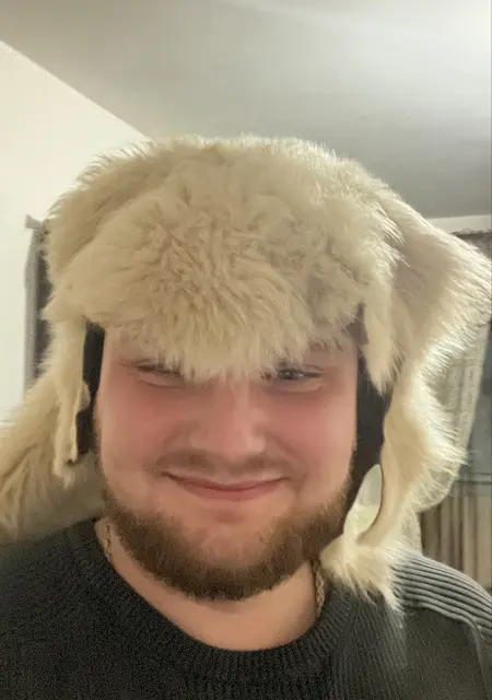 Denis з Черкас, шукаю на сайті приємне проведення часу