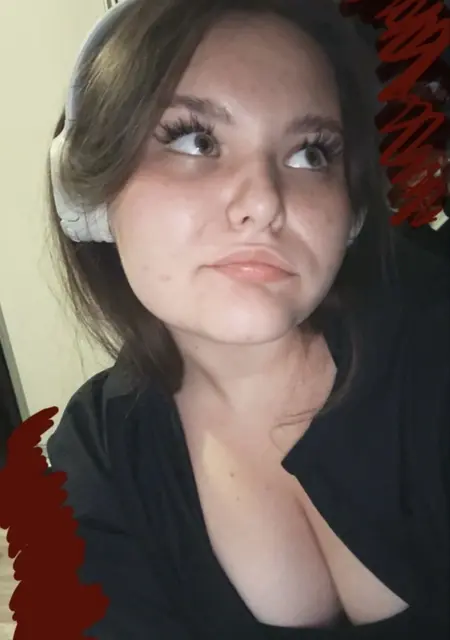 Я Настя, 18, из Павлодара, ищу знакомство для совместных путешествий