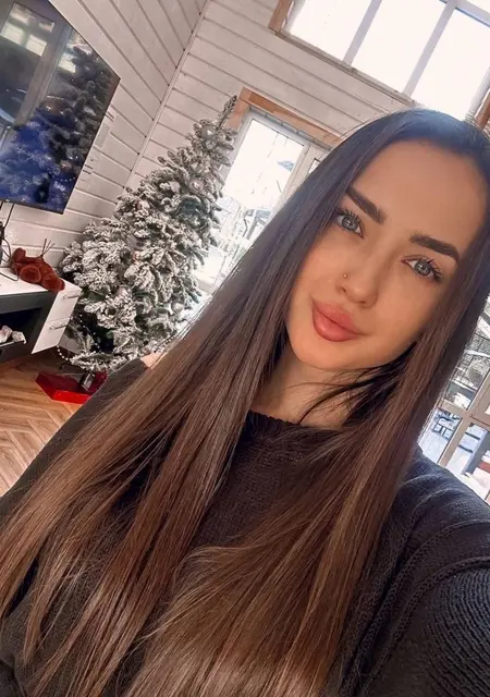 Кристина з Старобільськ, шукаю на сайті постійні стосунки