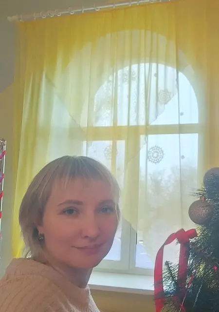 Я Ирина, 41 років, знайомлюсь для постійних стосунків у Горлівці