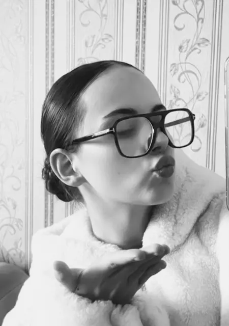 Я Dianessa, 19 років, знайомлюсь для спілкування у Кам'янське