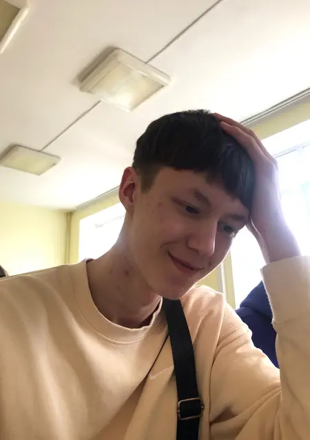 Я Nikita, 19, из Дятлово, ищу знакомства на одну ночь