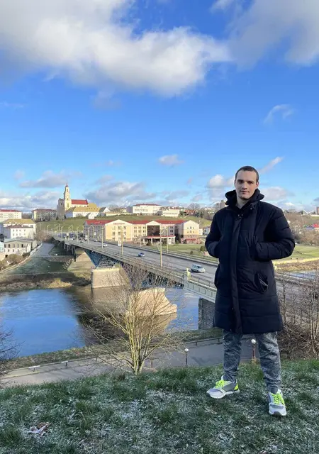 Я Валера, 25, из Мозыря, ищу знакомство для постоянных отношений