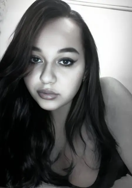 Я Анфиса, 20, из Шымкента, ищу знакомства на одну ночь