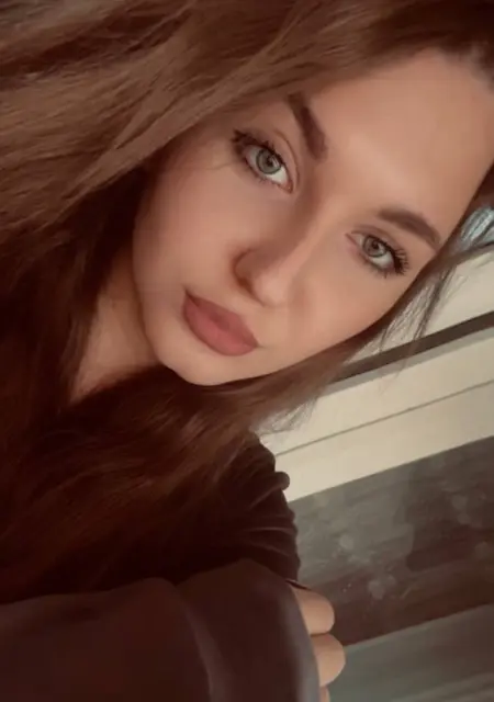 Я Даша, 22, из Черкасс, ищу знакомство для постоянных отношений
