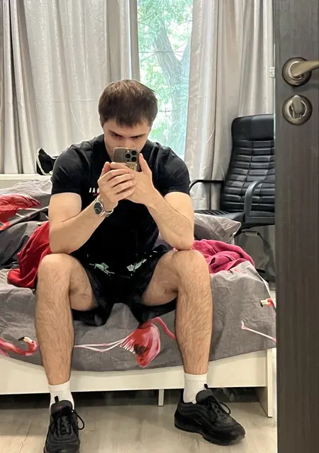 Я Александр, 24, из Киева, ищу знакомство для открытые отношения