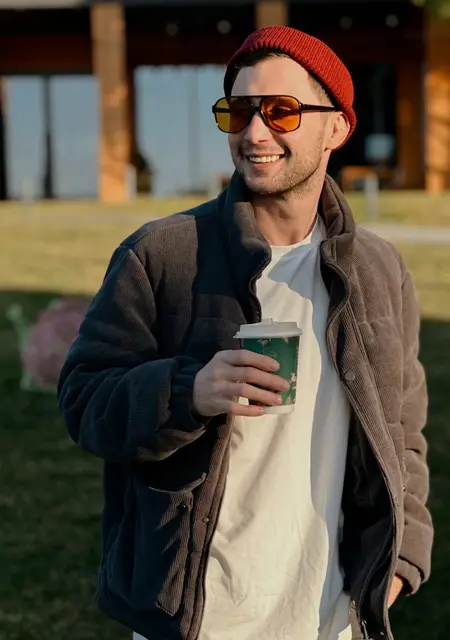 Никита из Риги, ищу на сайте постоянные отношения