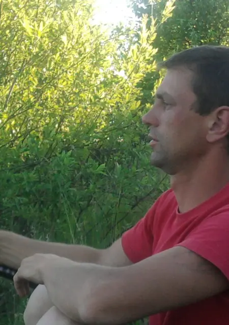 Я Vik, 42, из Пружанов, ищу знакомства на одну ночь