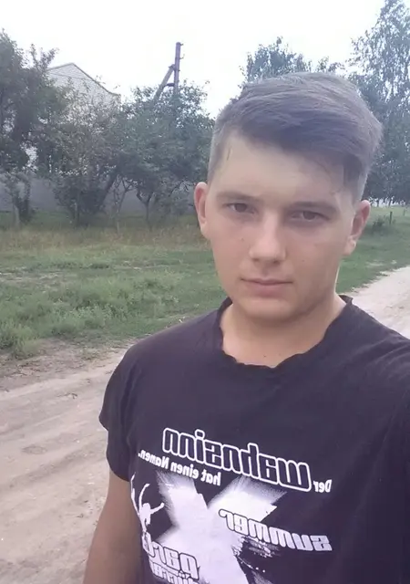 Антон из Голой Пристани, ищу на сайте знакомства на одну ночь