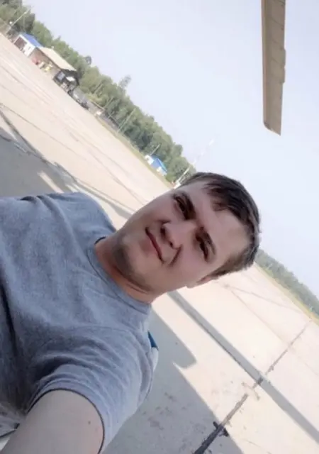 Я Дмитрий, 32, знакомлюсь без обязательств в Ровеньках