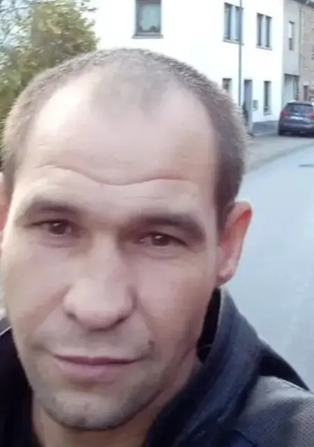 Я Дмитрий, 41 років з Кривого Рогу, шукаю знайомства без зобов'язань