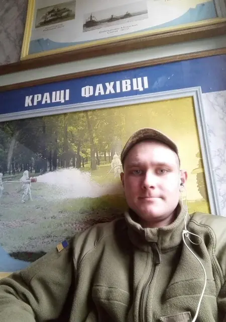 Я Олександр, 28, знакомлюсь без обязательств в Знаменке