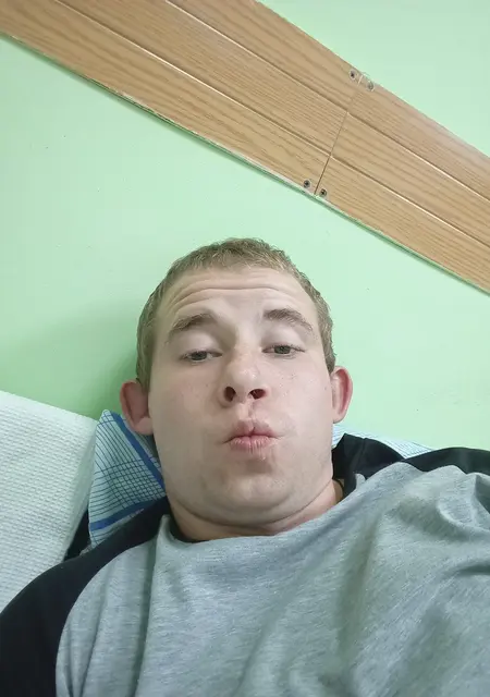 Я Viktor, 28, из Первомайска, ищу знакомство для приятного времяпровождения