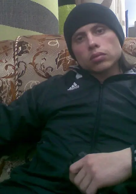 Я Александр, 46, из Шахтерска, ищу знакомства без обязательств