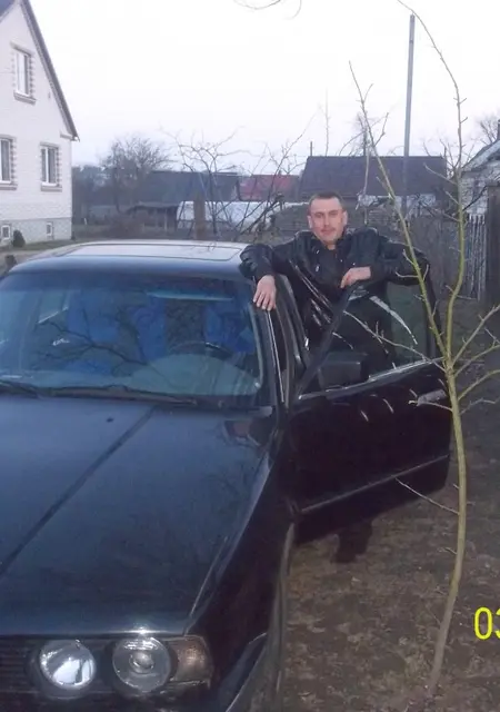 Я Зиновий, 40, из Ляховичей, ищу знакомство для приятного времяпровождения