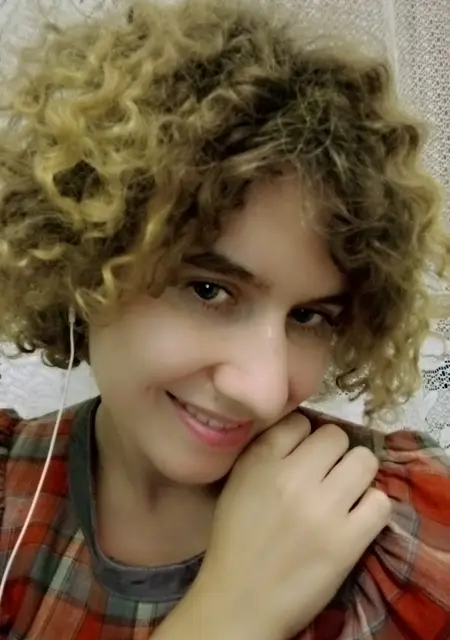 Я Елена, 35, из Гомеля, ищу знакомство для приятного времяпровождения