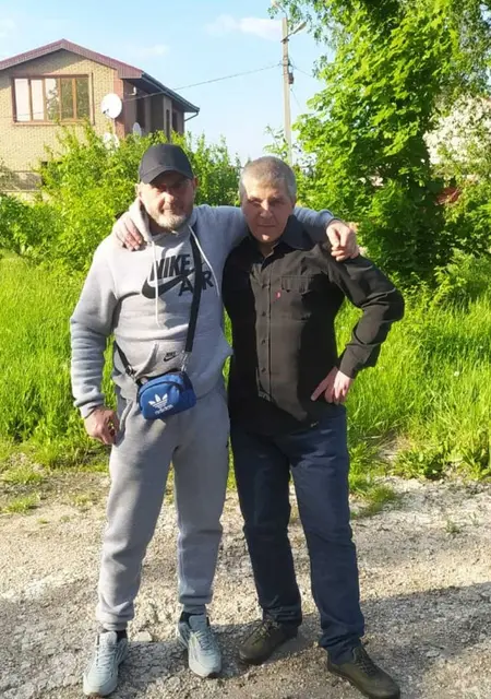 Виктор из Енакиева, ищу на сайте знакомства на одну ночь