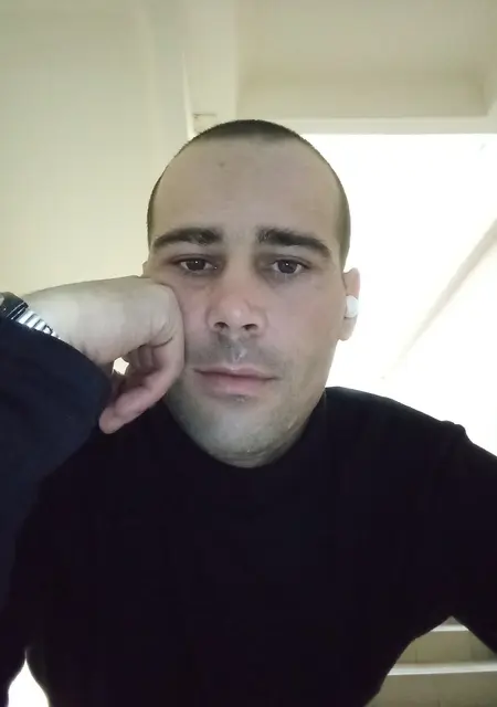 Лёха из Первомайска, мне 35, познакомлюсь для постоянных отношений