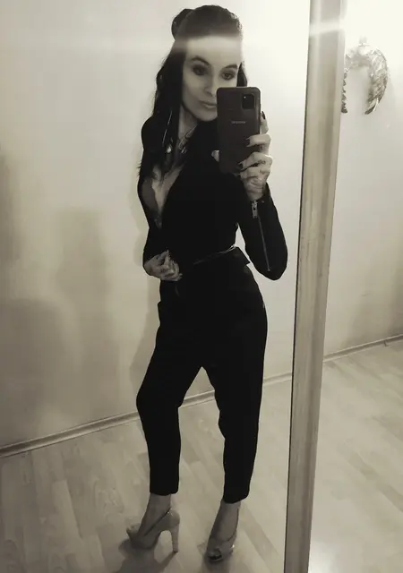 Я Любовь, 35, из Староконстантинова, ищу знакомство для приятного времяпровождения