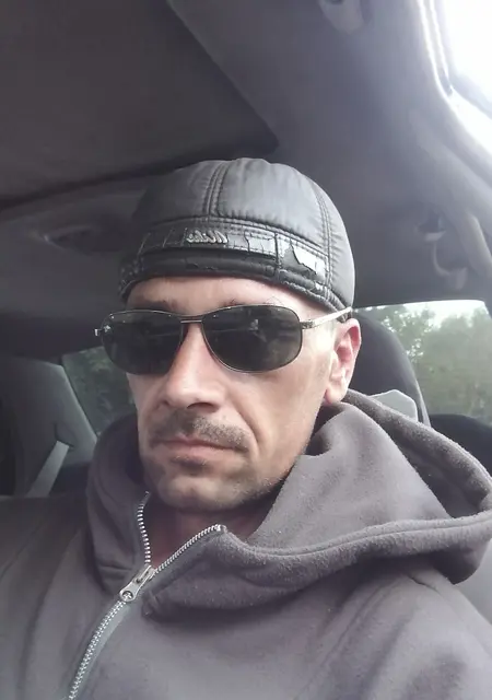 Неколай из Зыряновска, ищу на сайте знакомства на одну ночь