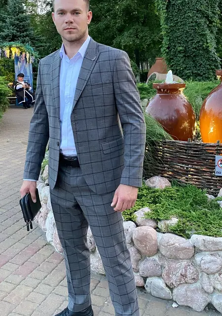 Стас з Старобільськ, шукаю на сайті знайомства без зобов'язань