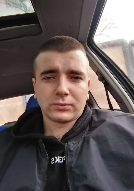 Максим из Полоцка, ищу на сайте постоянные отношения