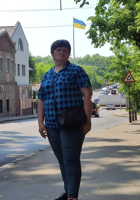 Галина из Киева, мне 55, познакомлюсь на одну ночь