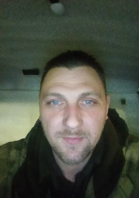 Я Андрей, 38, из Донецка, ищу знакомства без обязательств