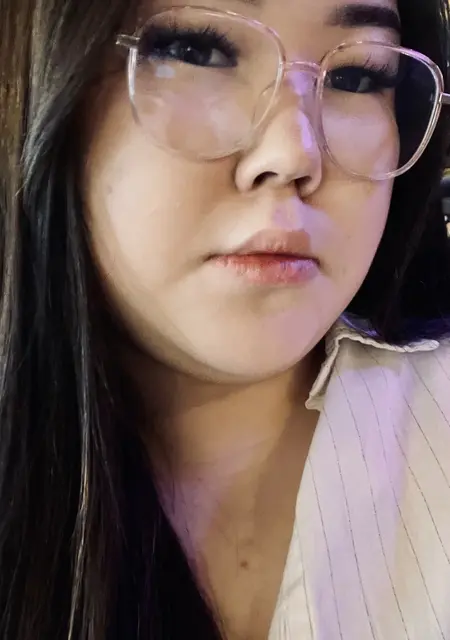 Юлия из Лос-анджелеса, ищу на сайте знакомства без обязательств