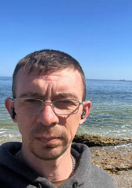 Я Роман, 39, знакомлюсь для дружбы в Днепре