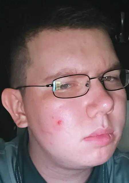 Дмитрий из Варшавы, мне 19, познакомлюсь на одну ночь