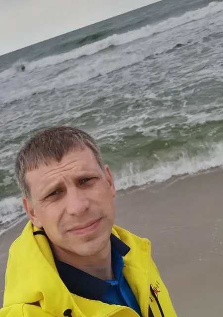 Михаил из Новопскова, ищу на сайте знакомства на одну ночь