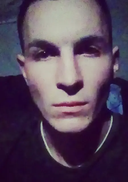 Я Артур, 28, из Гродно, ищу знакомства без обязательств