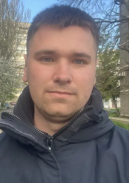 Я Коля, 25, из Херсона, ищу знакомство для постоянных отношений