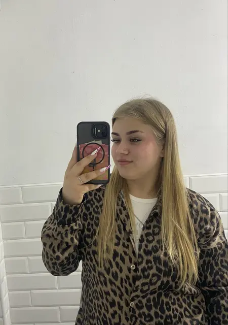 Алина из Луганска, ищу на сайте знакомства на одну ночь