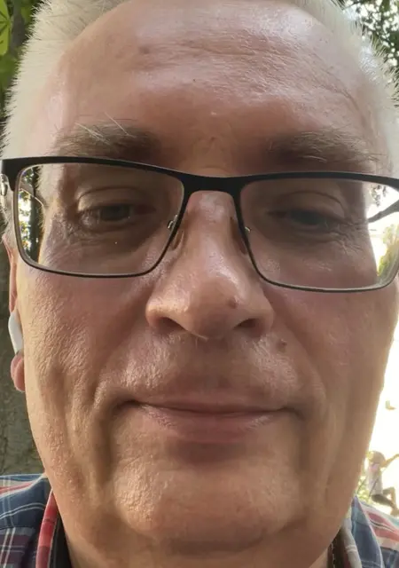 Александр из Минска, ищу на сайте постоянные отношения