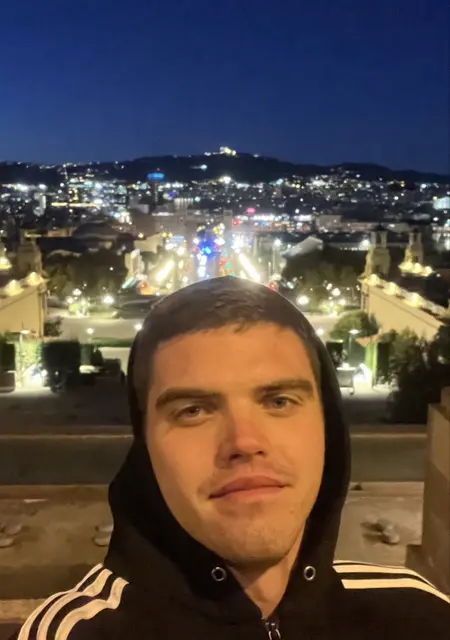 Я Ваня, 22, знакомлюсь без обязательств в Черновцах