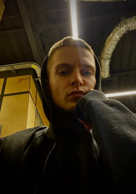 Я Лекс, 30, из Харькова, ищу знакомство для постоянных отношений