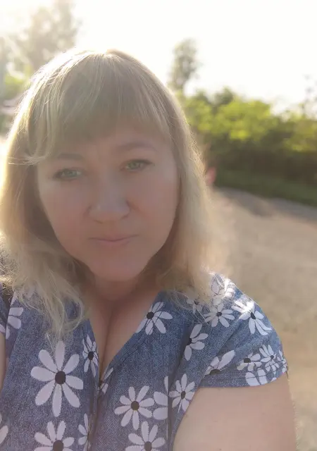 Елена з Полонне, шукаю на сайті знайомства на одну ніч