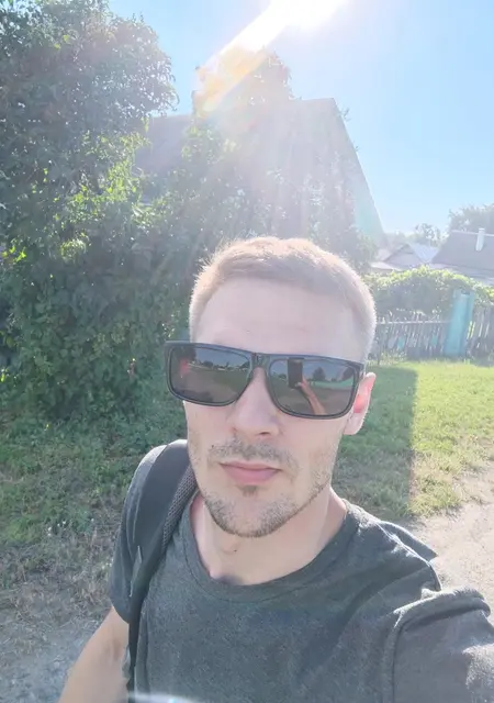 Антон из Речицы, ищу на сайте общение