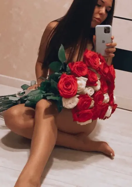 Я Кристина, 29, из Гомеля, ищу знакомства без обязательств